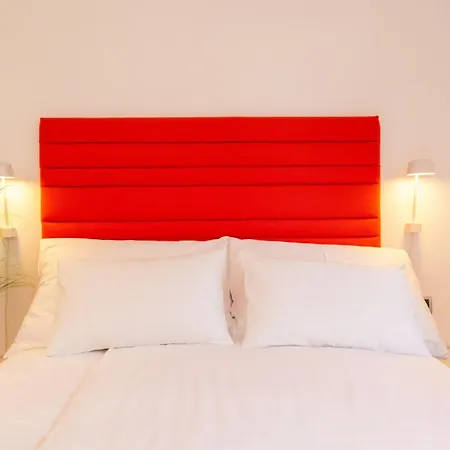 De Luxe Elisa アパート *